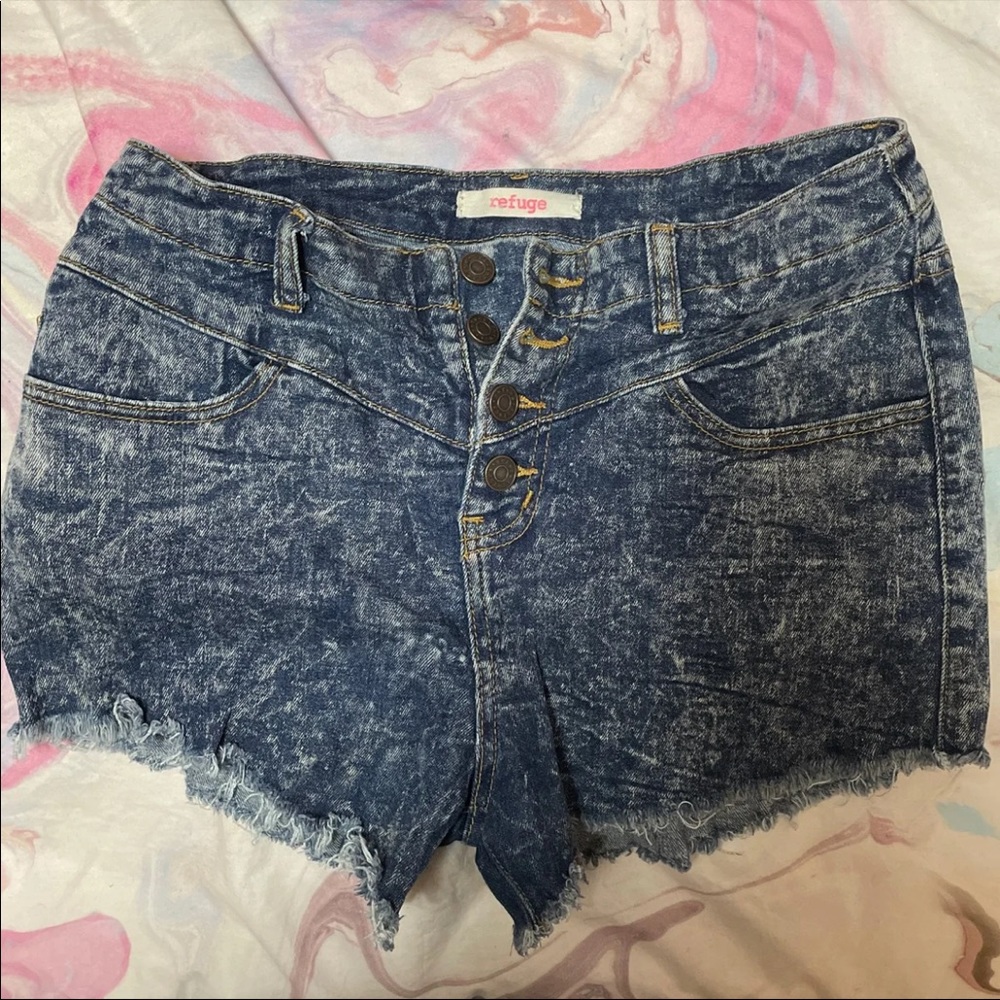 REFUGE high rise jean shorts